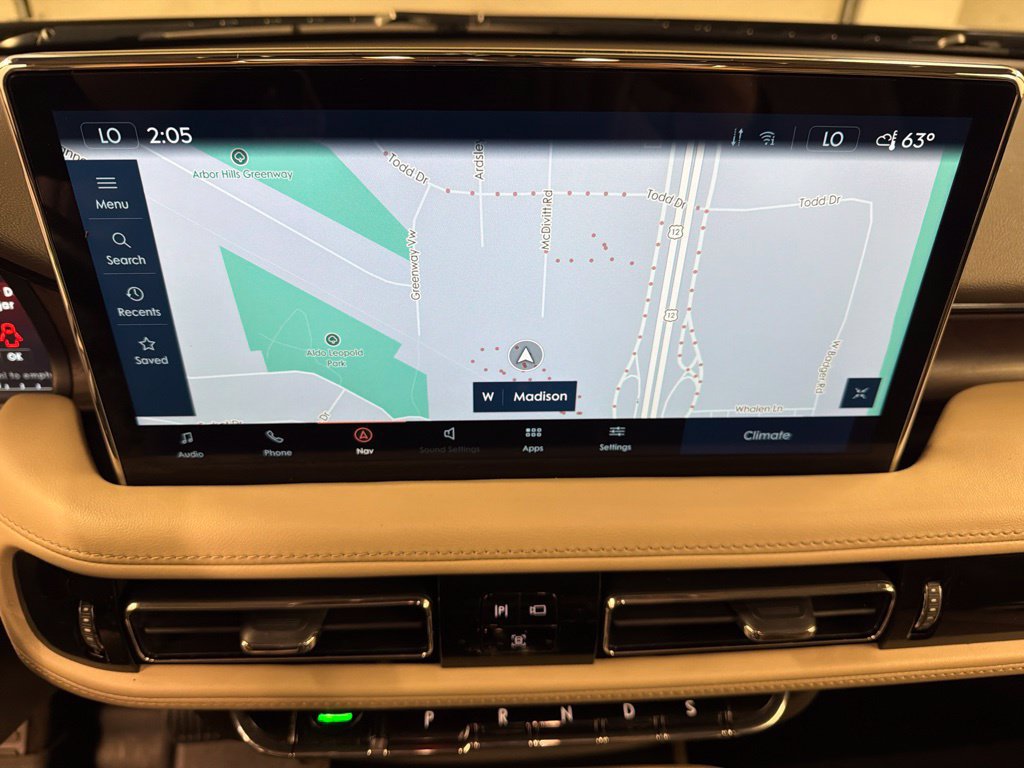 Certified 2023 Lincoln Nautilus Reserve w/ Monochromatic Package AWD/4WD image 10