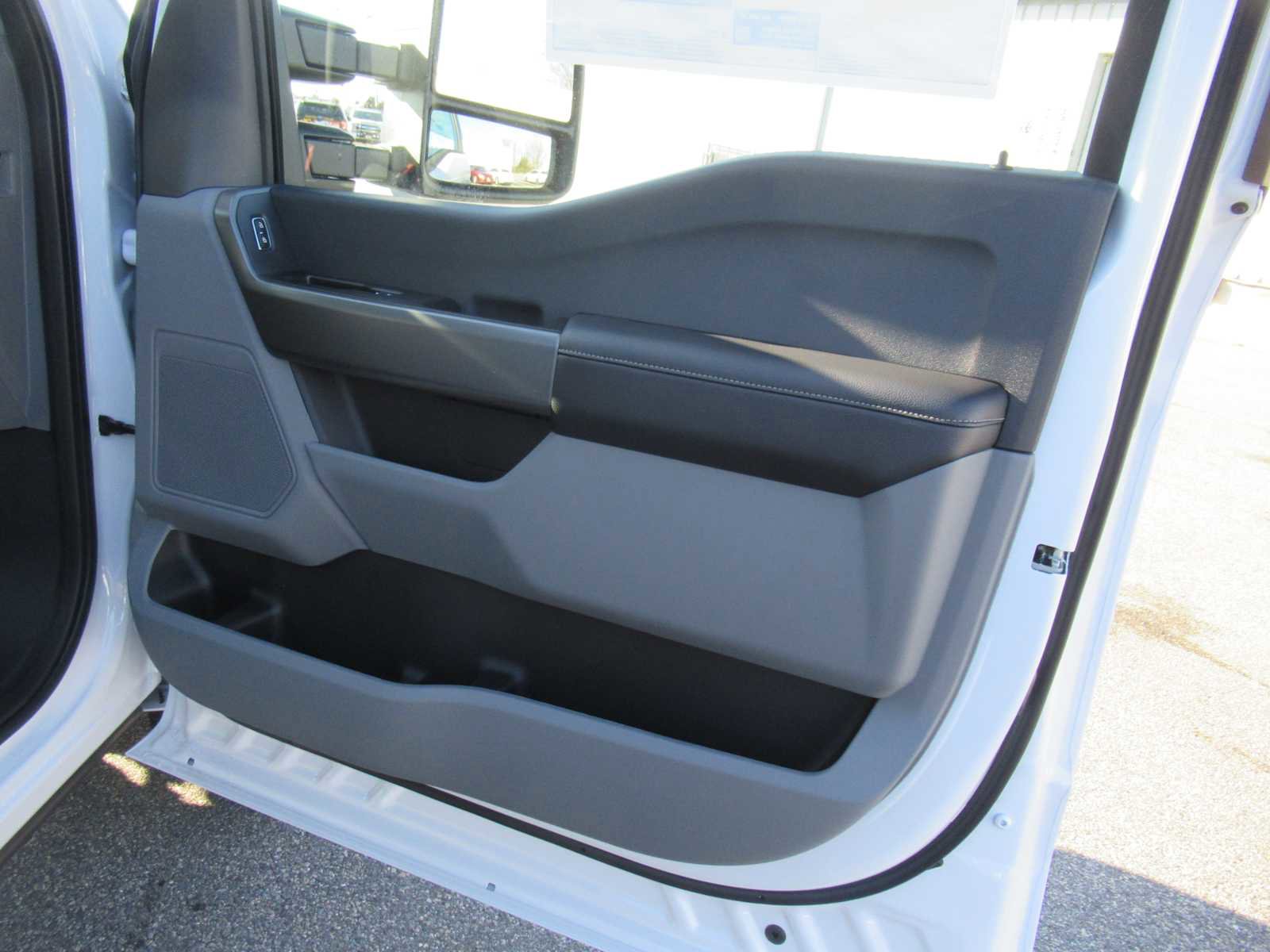 New 2026 Ford F250 XL w/ STX Appearance Package AWD/4WD image 14