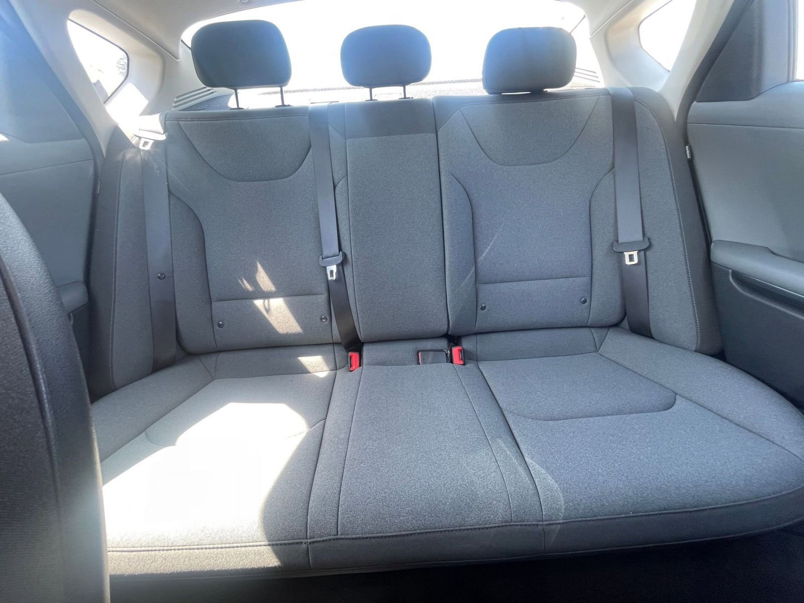 Used 2025 Kia K4 FWD image 36