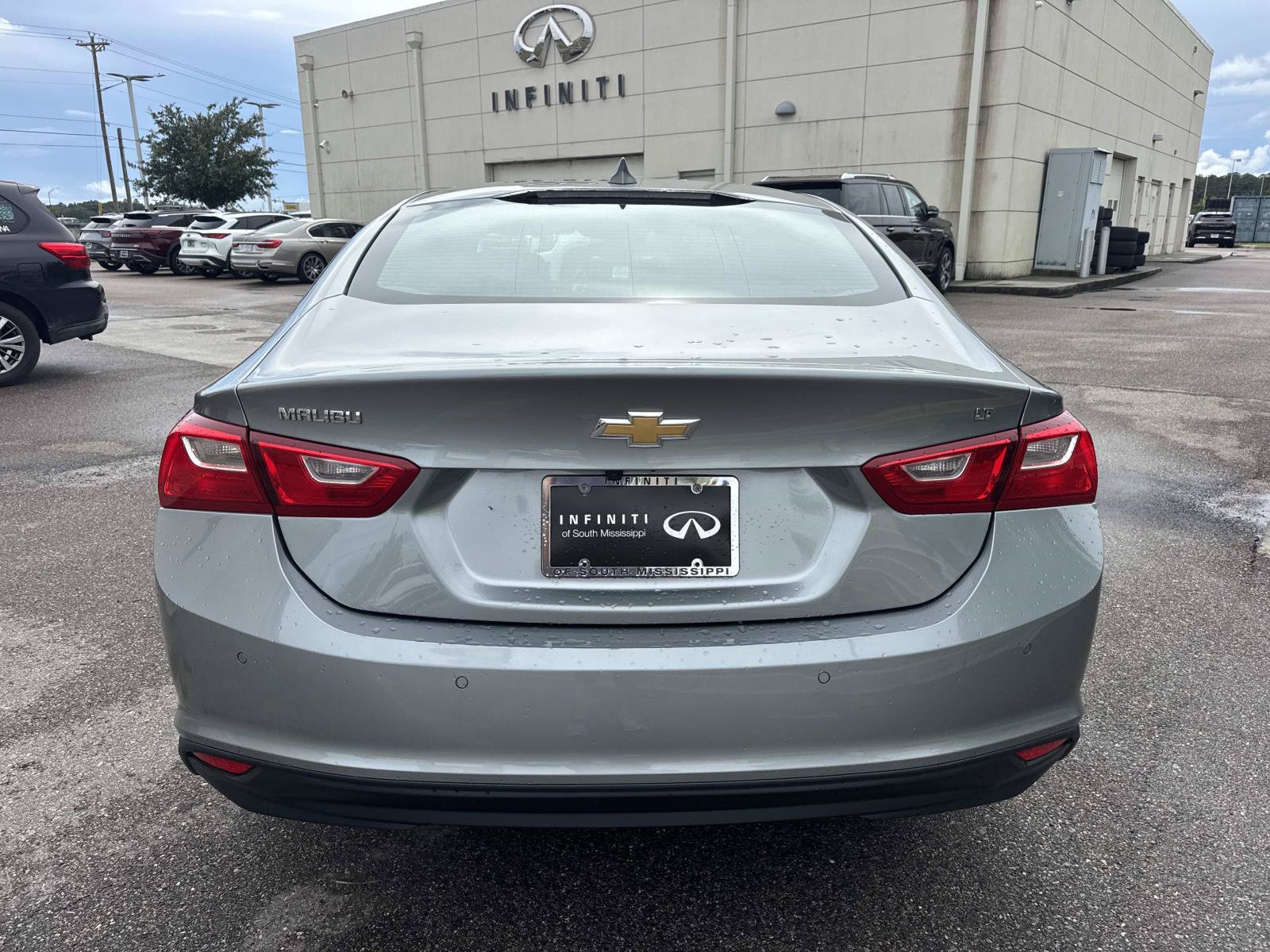 Used 2025 Chevrolet Malibu LT FWD image 6