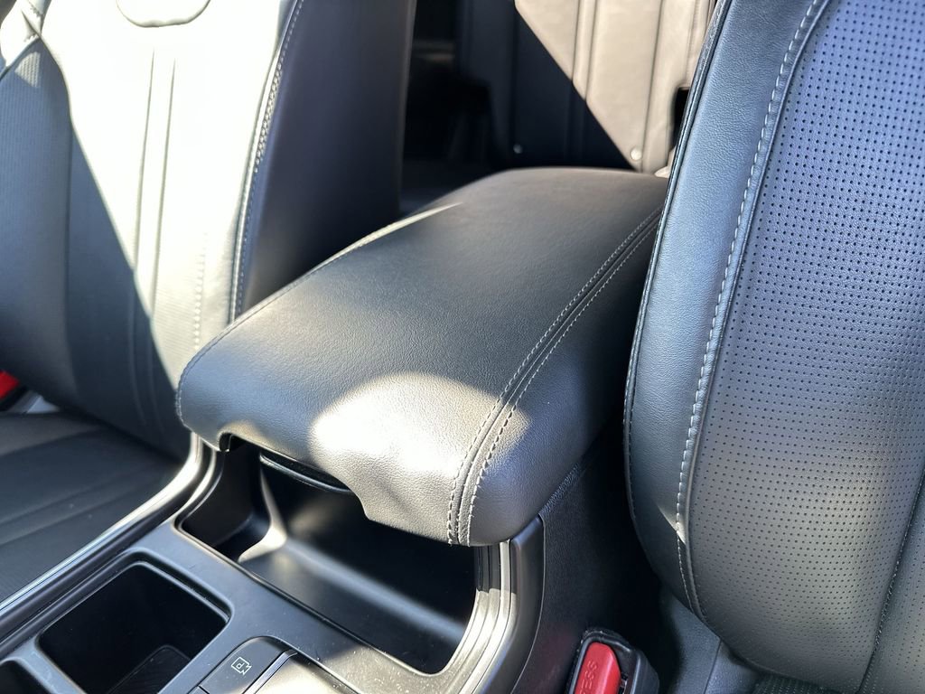 Used 2025 Kia Sorento EX image 21