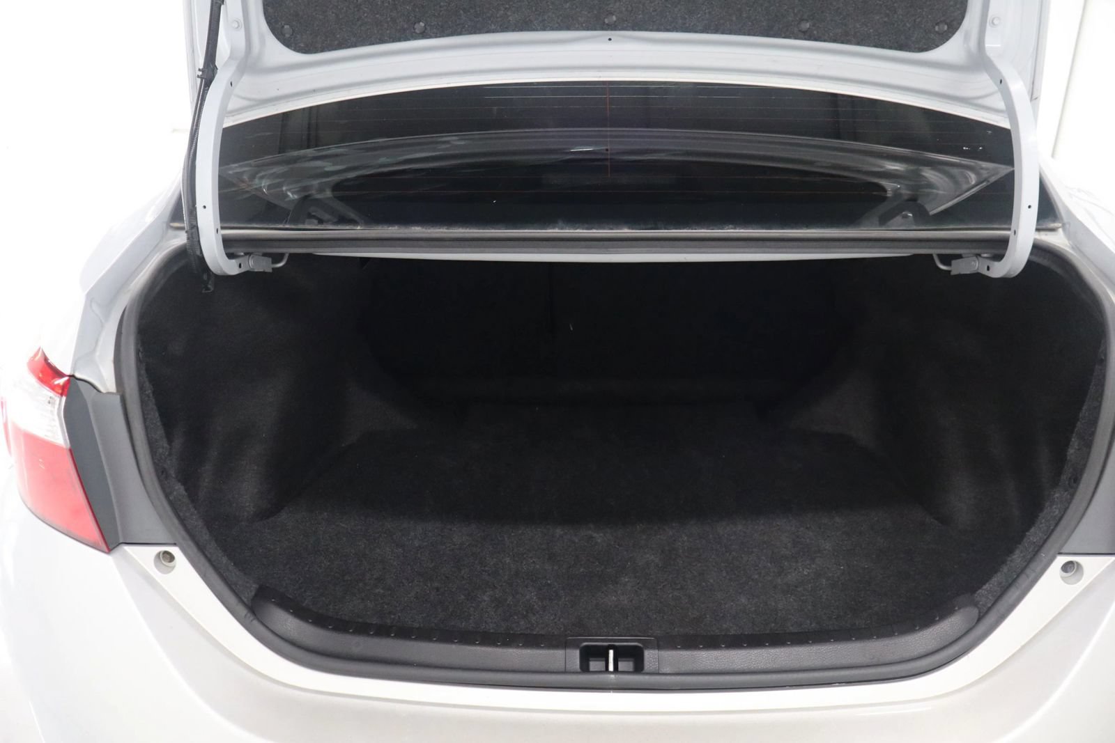 Used 2014 Toyota Corolla S FWD image 30