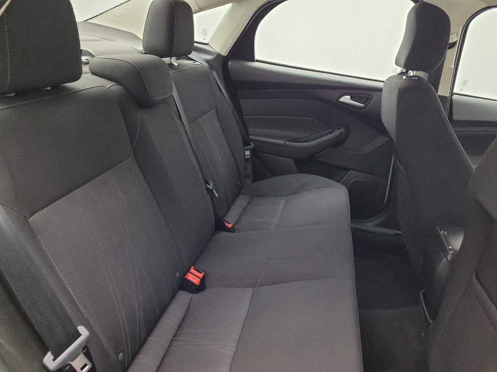 Used 2017 Ford Focus SE image 19