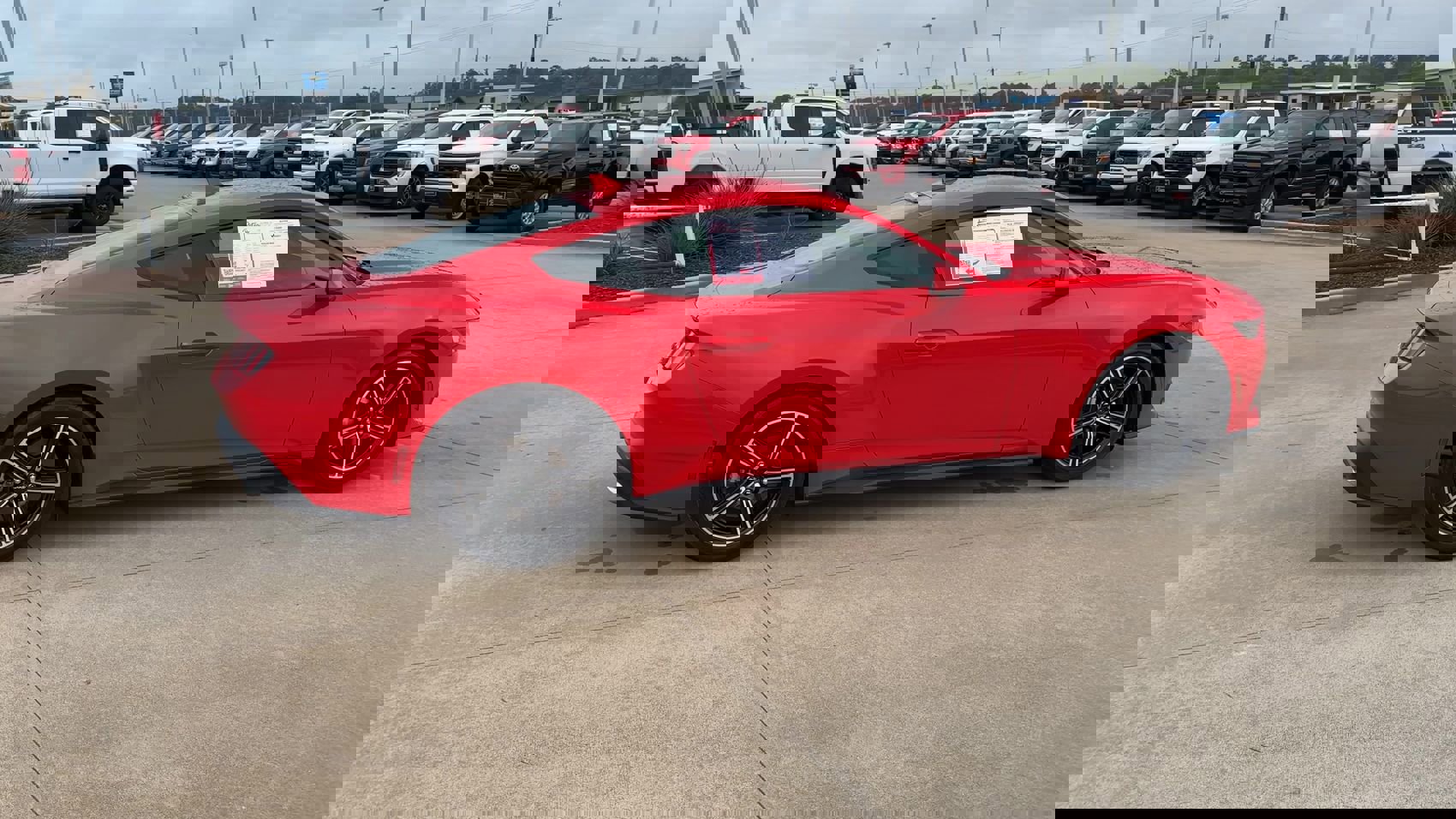 Used 2024 Ford Mustang Coupe image 9