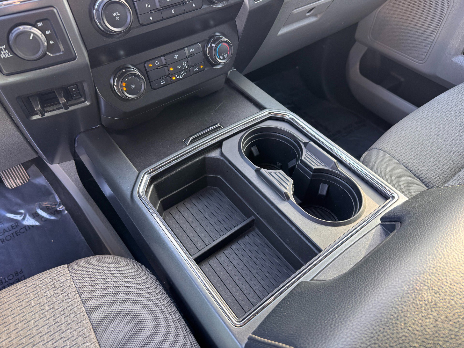 Used 2022 Ford F350 XLT w/ XLT Value Package image 40