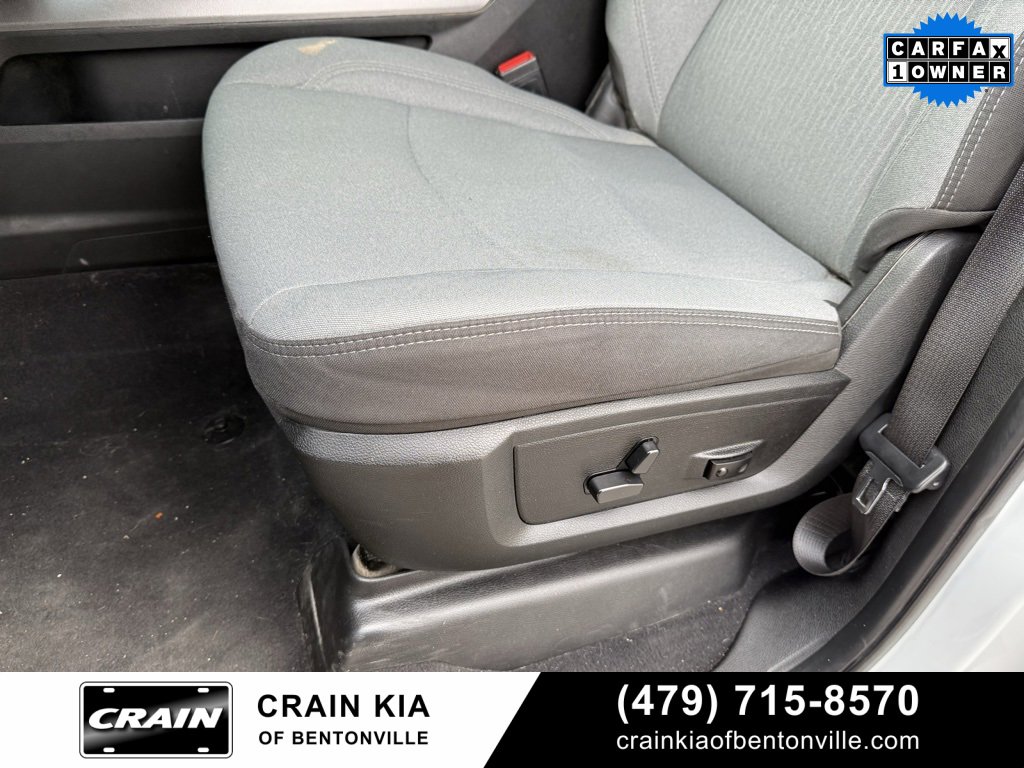 Used 2024 RAM 2500 Big Horn w/ Off Road Package image 25