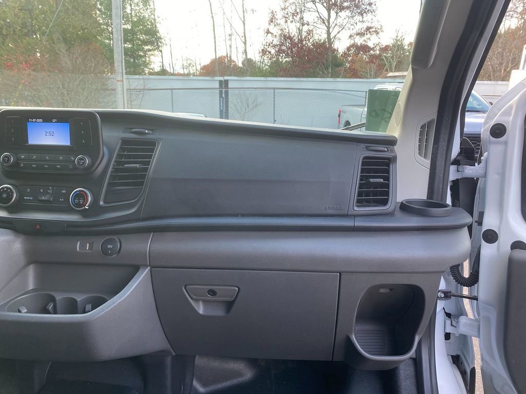 Used 2024 Ford Transit 250 Low Roof w/ Exterior Upgrade Package RWD image 27
