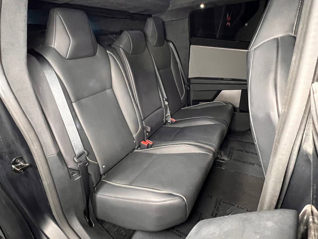 Used 2024 Tesla Cybertruck Cyberbeast AWD/4WD image 23
