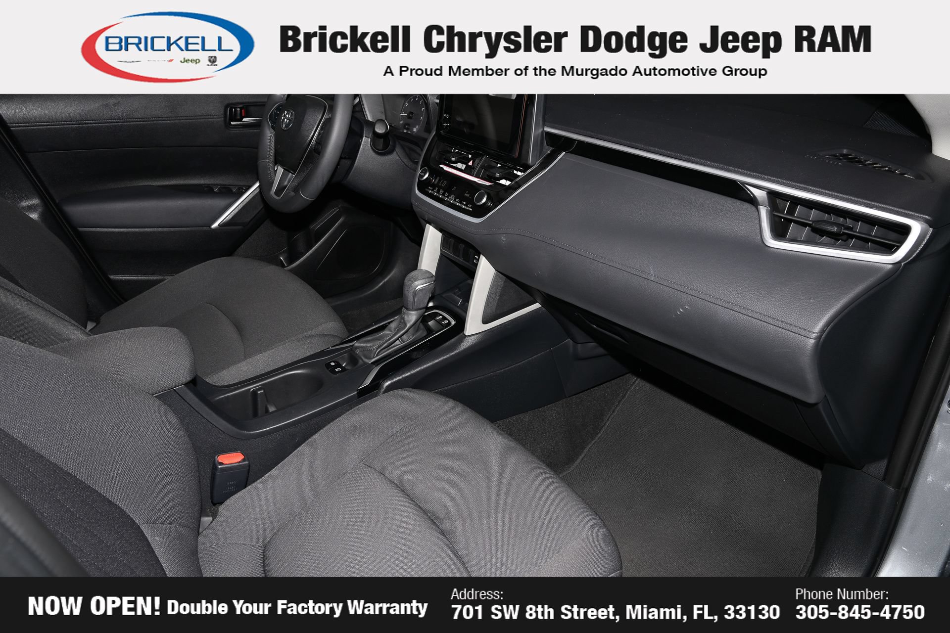 Used 2024 Toyota Corolla Cross LE w/ Moonroof Package FWD image 6