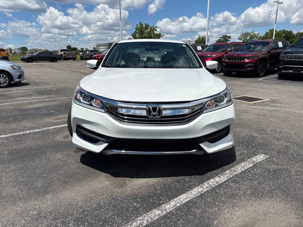 Used 2016 Honda Accord LX image 2
