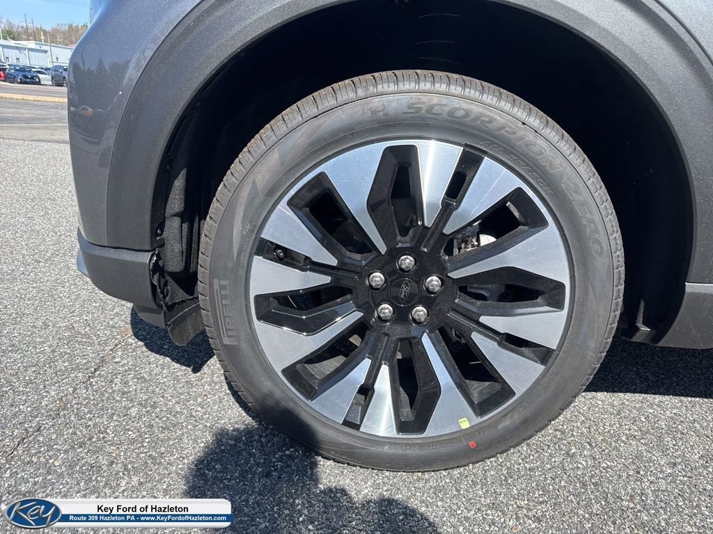New 2026 Ford Explorer Platinum AWD/4WD image 43