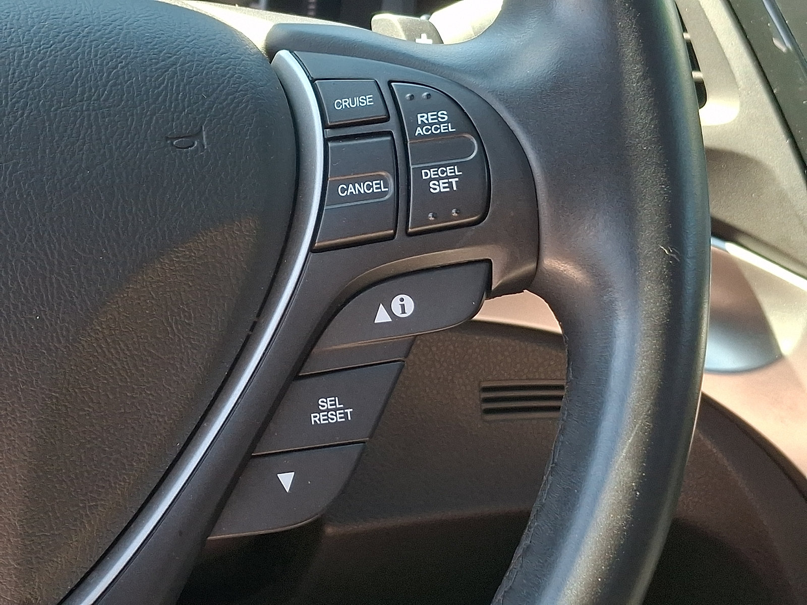 Used 2017 Acura ILX FWD image 23