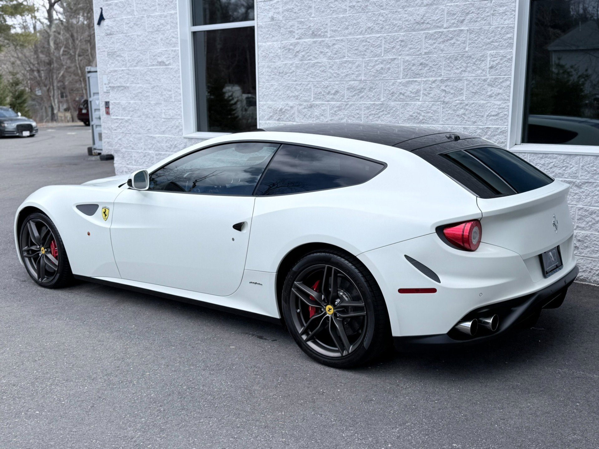 Used 2012 Ferrari FF image 7