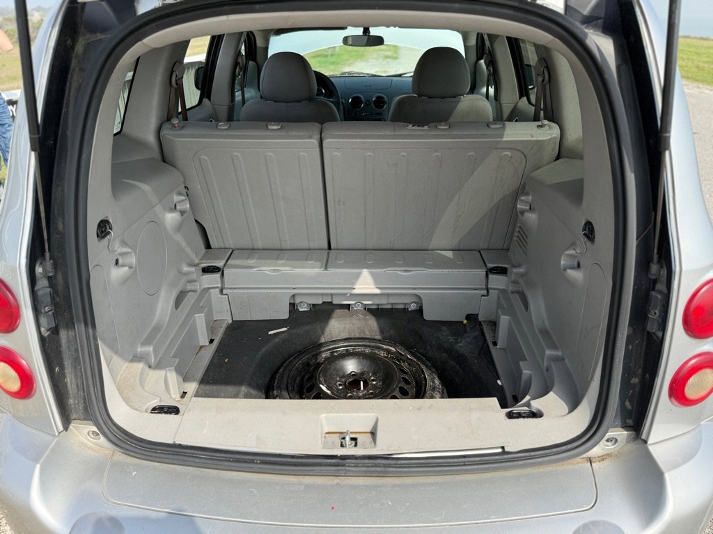 Used 2007 Chevrolet HHR LS image 15