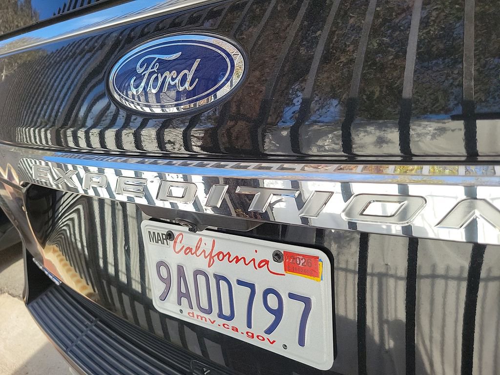 Used 2019 Ford Expedition Max Limited w/ Equipment Group 301A image 6