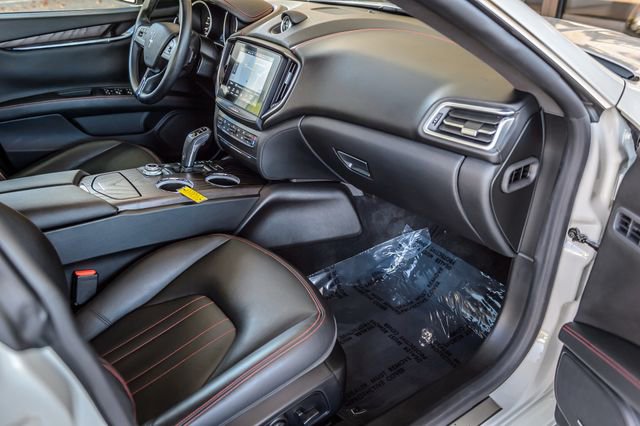 Used 2019 Maserati Ghibli S image 46