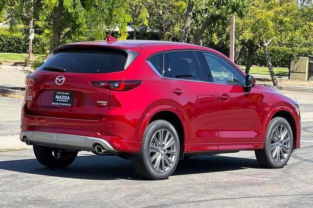 New 2025 MAZDA CX-5 Signature image 4