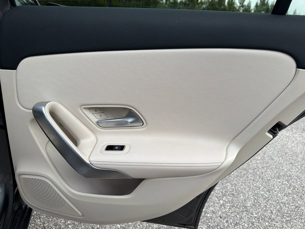 Certified 2021 Mercedes-Benz A 220 image 31