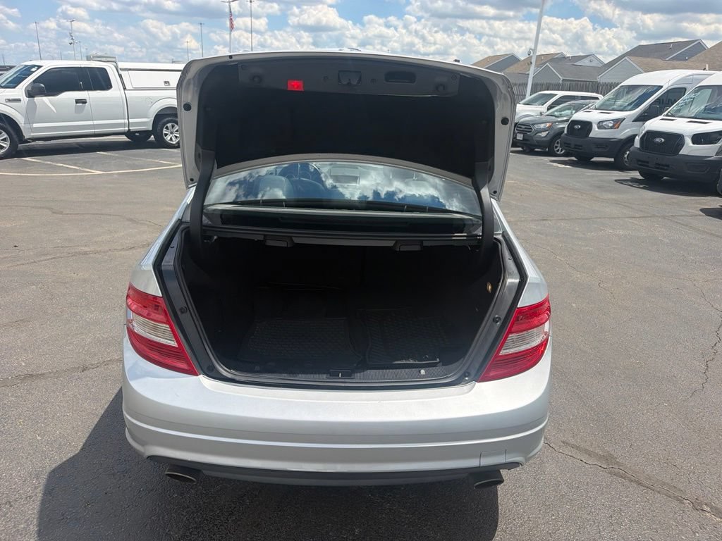 Used 2011 Mercedes-Benz C 300 4MATIC Sedan image 49