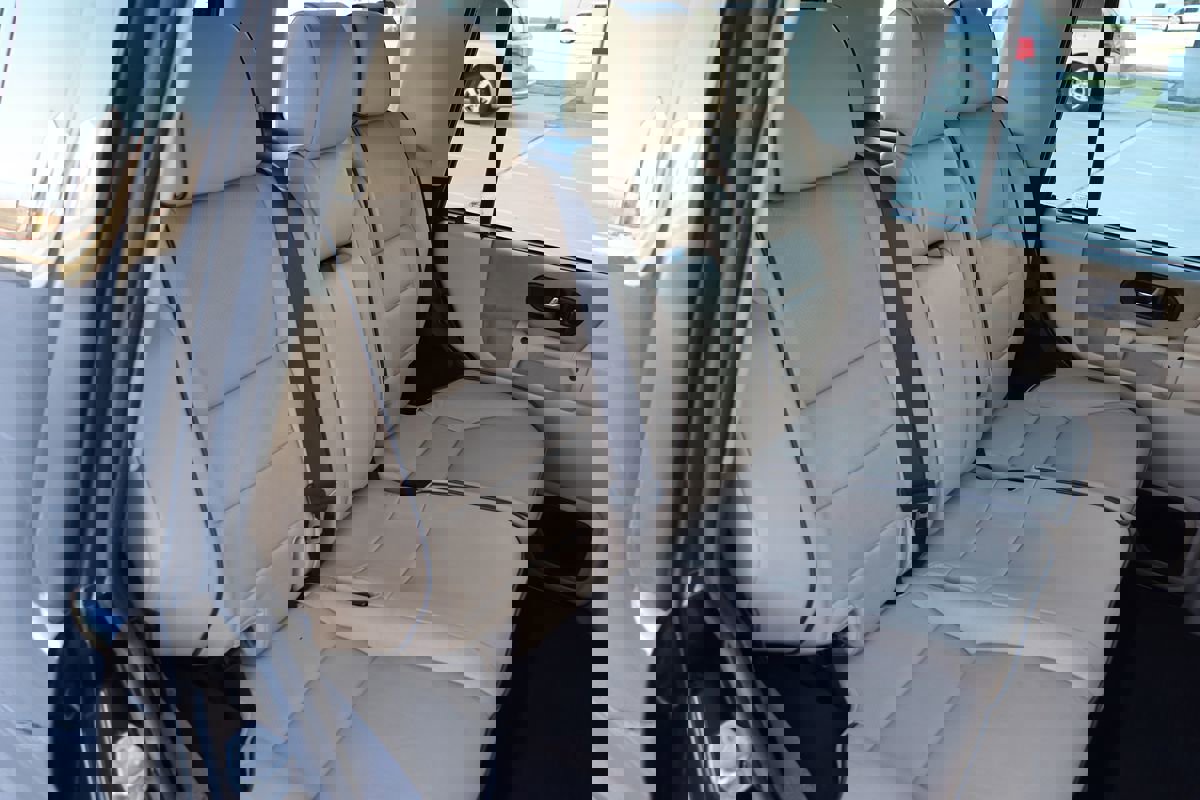 Used 2004 Land Rover Discovery SE image 44