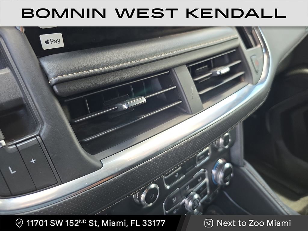 Used 2023 GMC Yukon XL SLT image 20