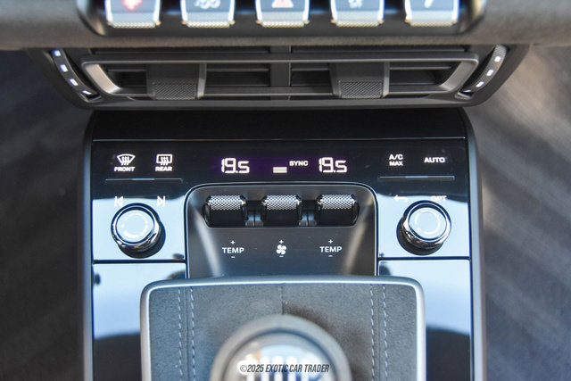 Used 2024 Porsche 911 Carrera GTS image 41