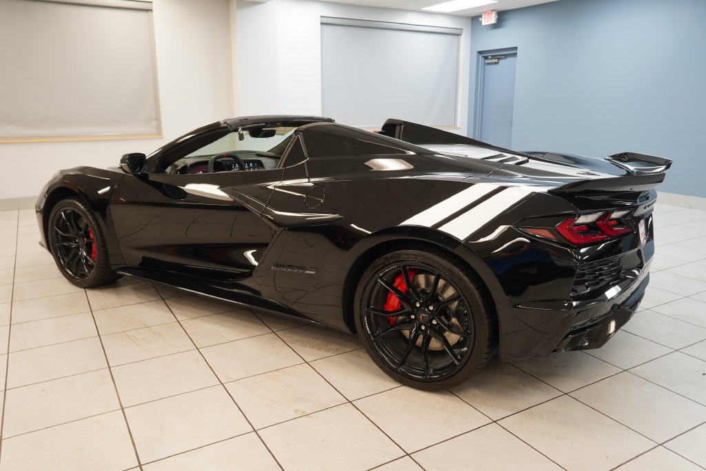 New 2027 Chevrolet Corvette Grand Sport w/ Z52 Sport Performance Package RWD image 6
