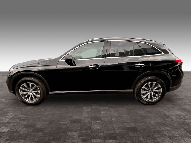 Used 2026 Mercedes-Benz GLC 300 4MATIC image 7