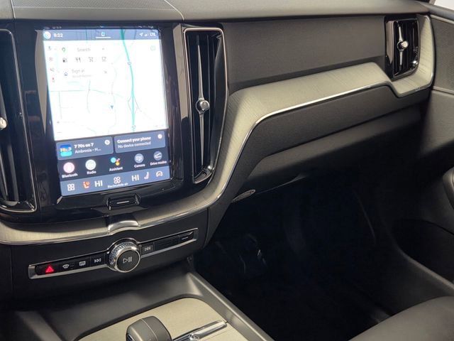 Certified 2025 Volvo XC60 B5 Plus image 32
