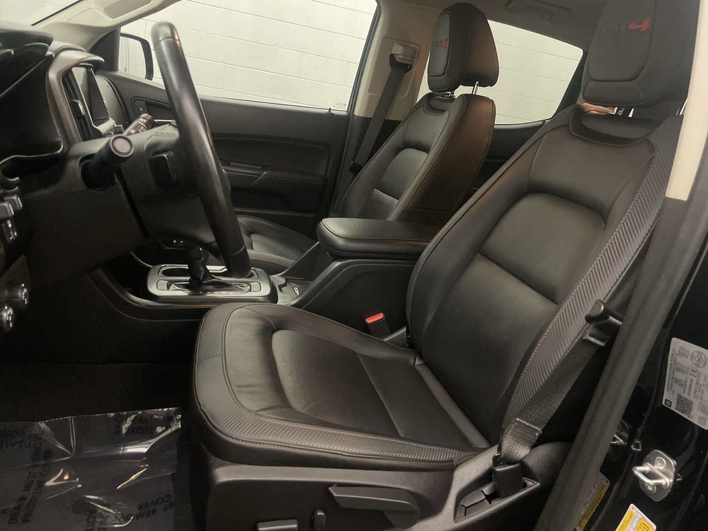 Used 2021 GMC Canyon AT4 w/ Driver Alert Package AWD/4WD image 11