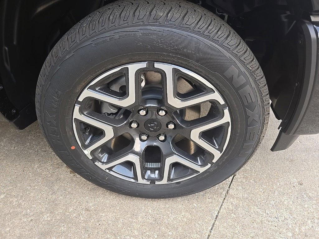 New 2026 RAM 1500 Laramie image 32