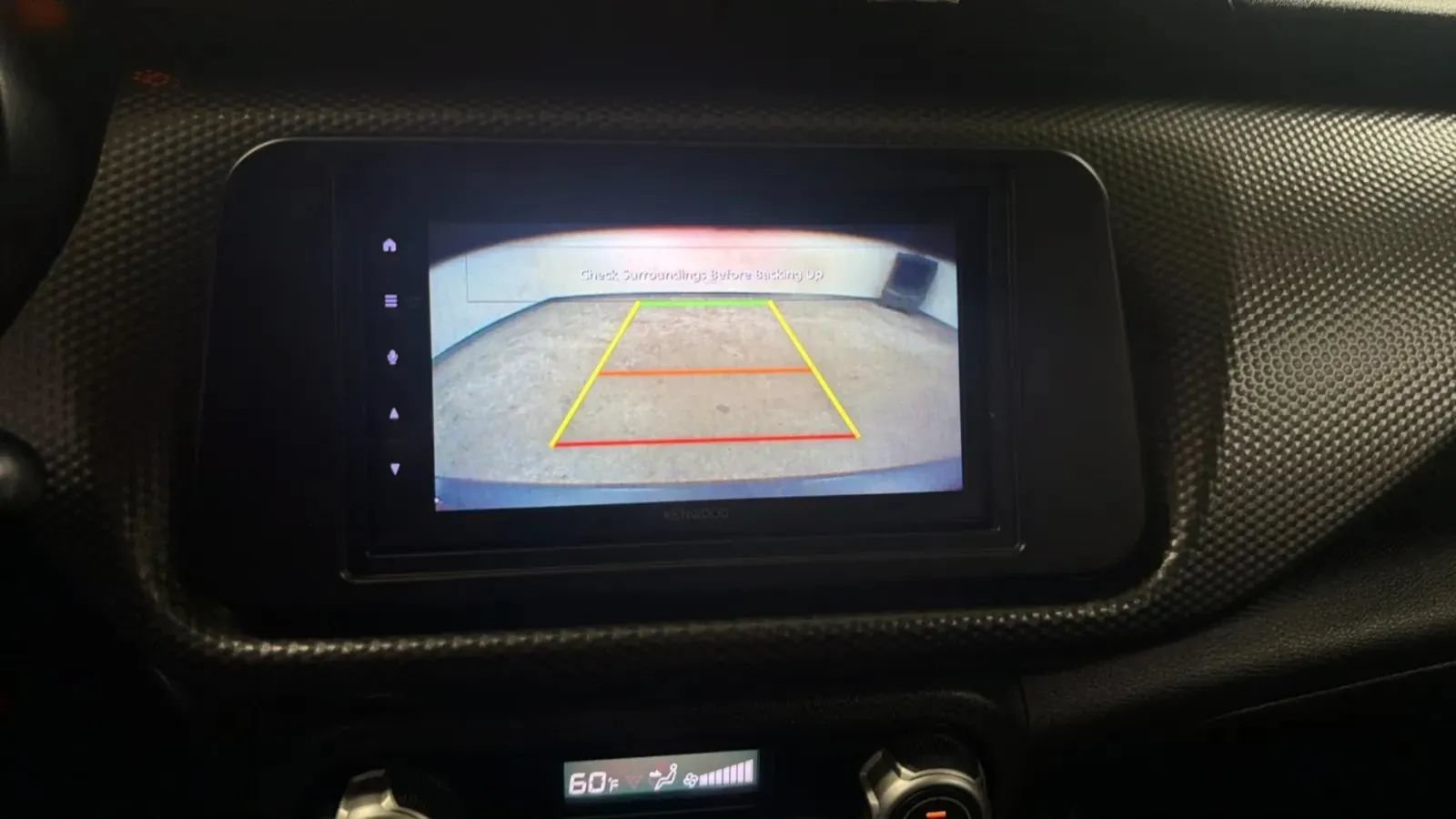 Used 2019 Nissan Kicks SV FWD image 14