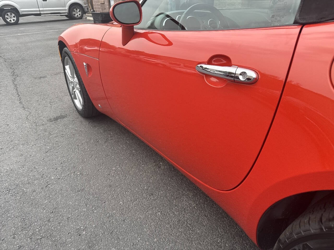 Used 2009 Pontiac Solstice Street Edition RWD image 22