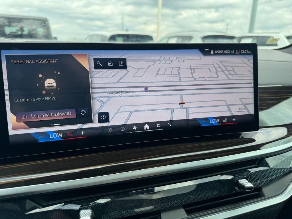 Used 2026 BMW X5 xDrive40i image 22