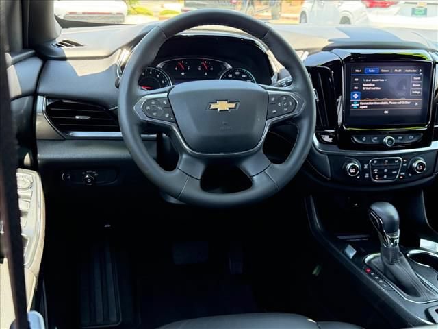 Certified 2023 Chevrolet Traverse LT FWD image 9