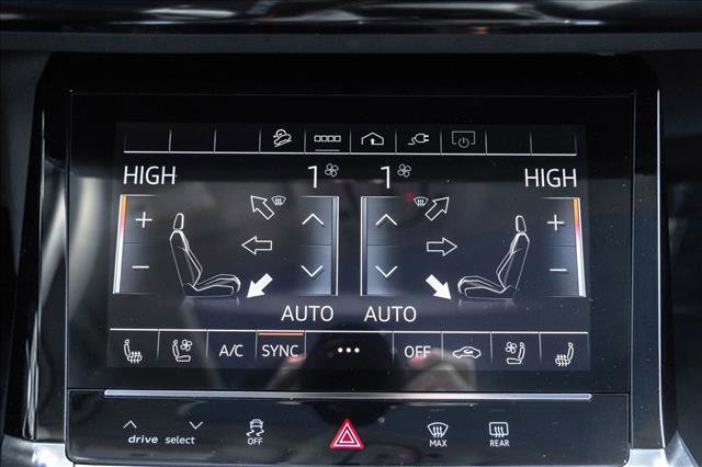 Used 2024 Audi Q8 e-tron Premium Plus w/ Premium Plus Package image 19