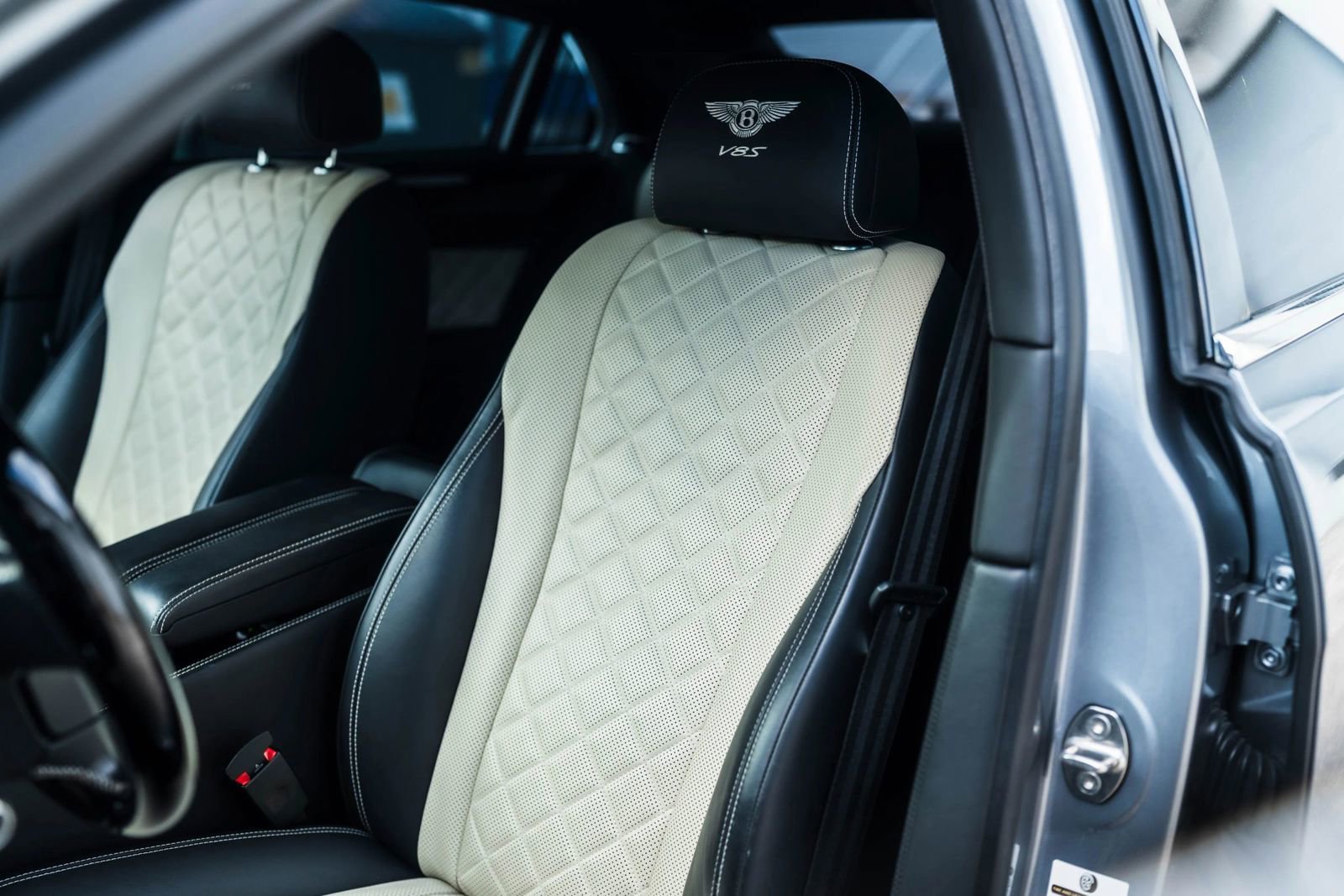 Used 2017 Bentley Flying Spur S V8 image 22