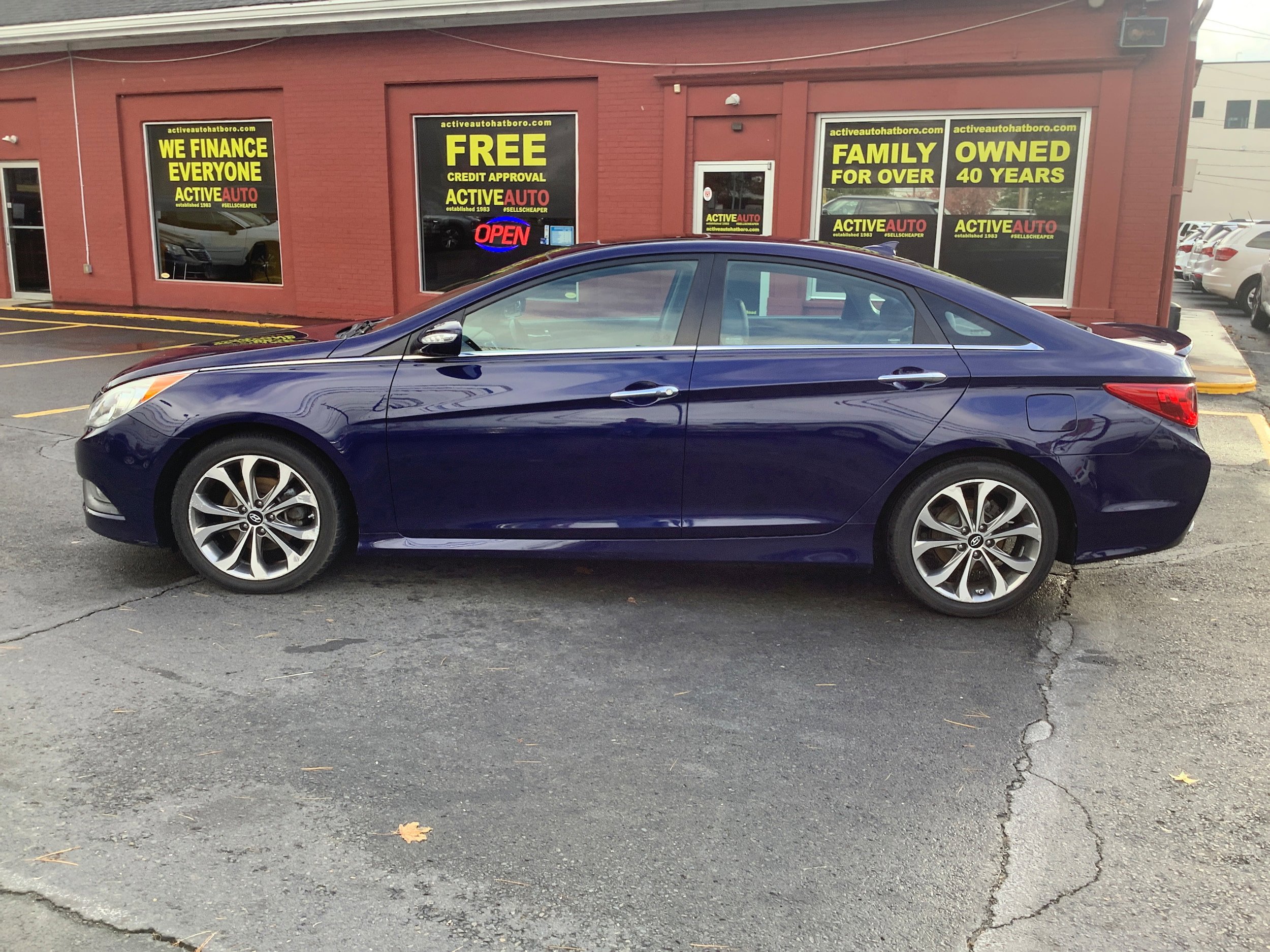Used 2014 Hyundai Sonata SE w/ Premium Package 03 FWD image 4