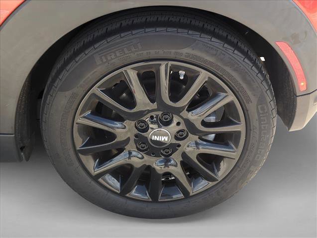Used 2019 MINI Cooper 2-Door Hardtop w/ Storage Package image 22