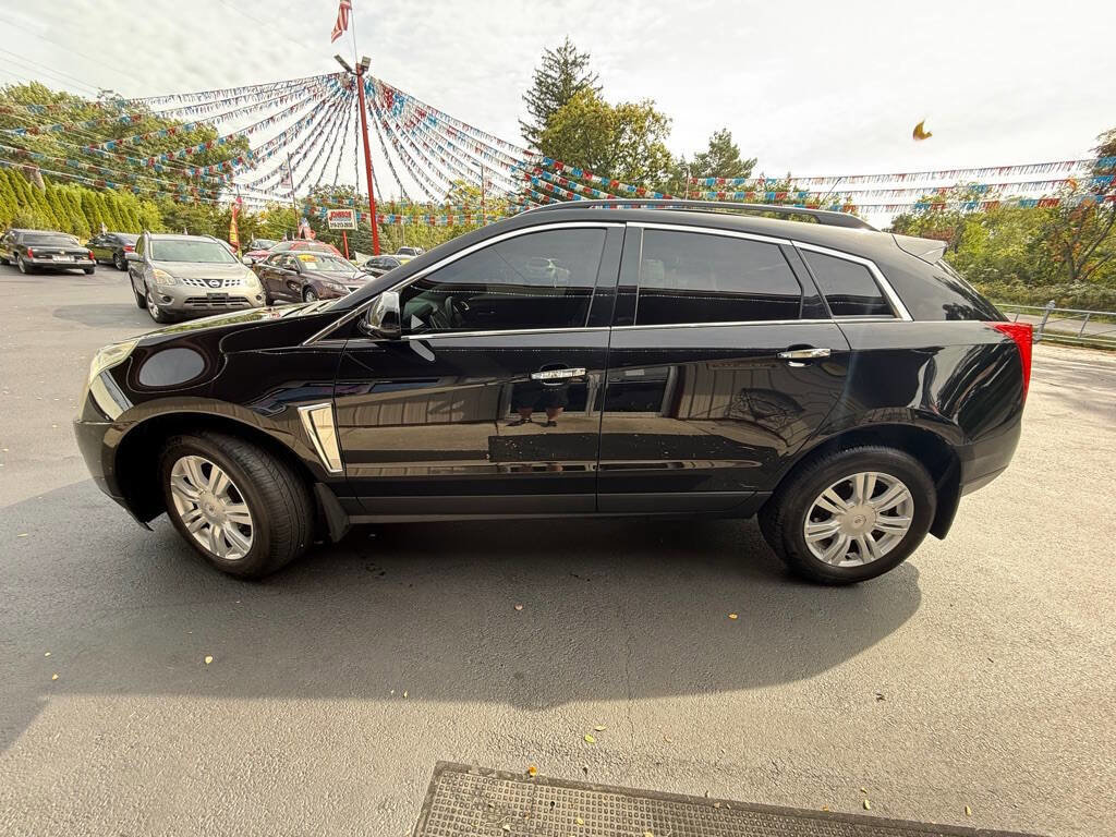 Used 2016 Cadillac SRX Base 4dr SUV image 2