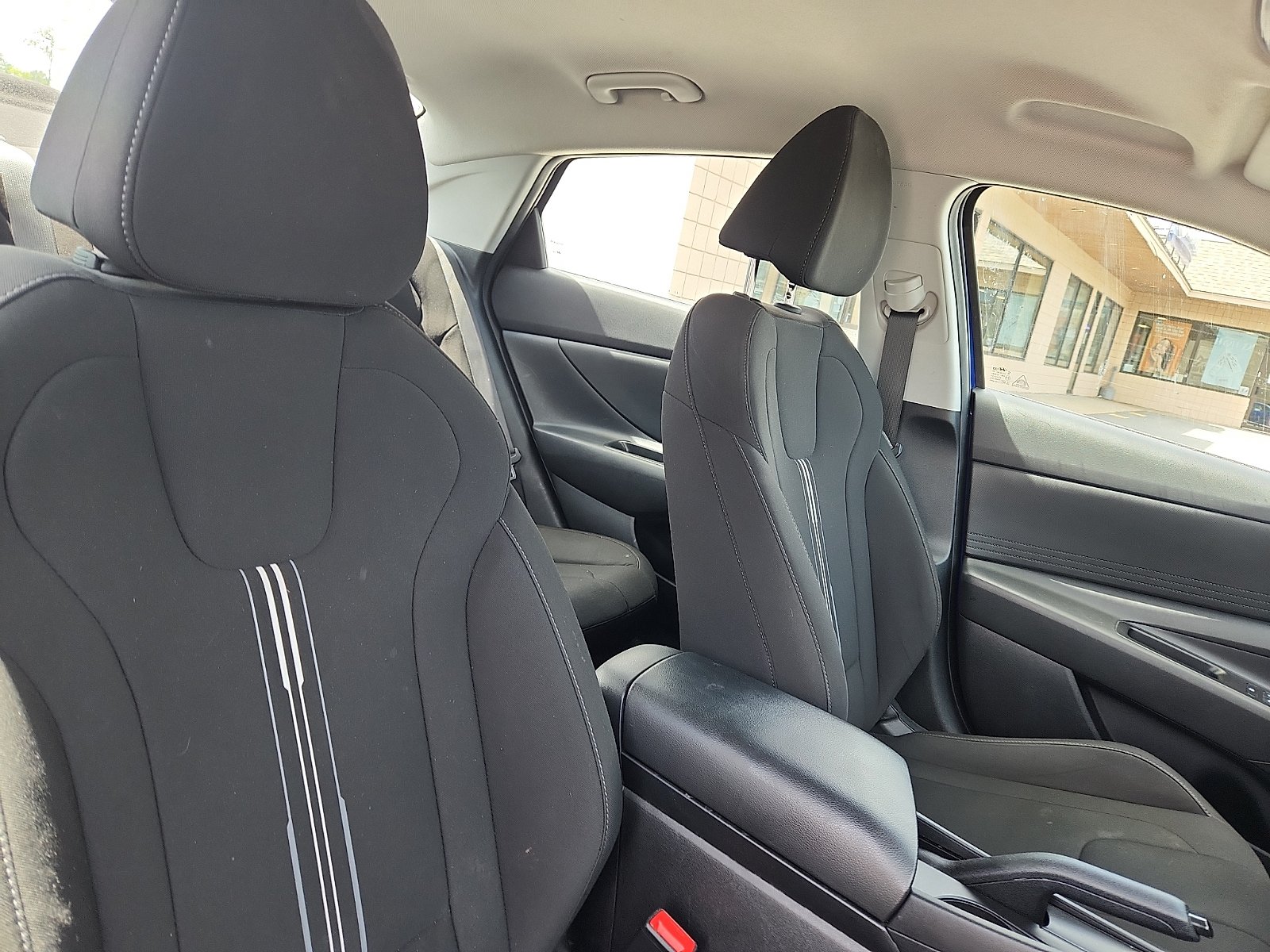 Certified 2023 Hyundai Elantra SEL FWD image 32