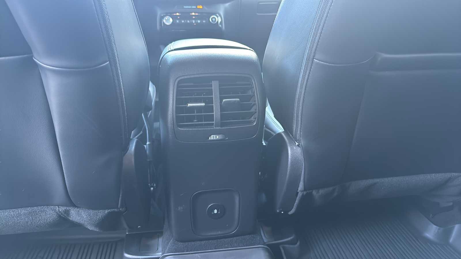 Used 2023 Ford Escape Platinum image 29