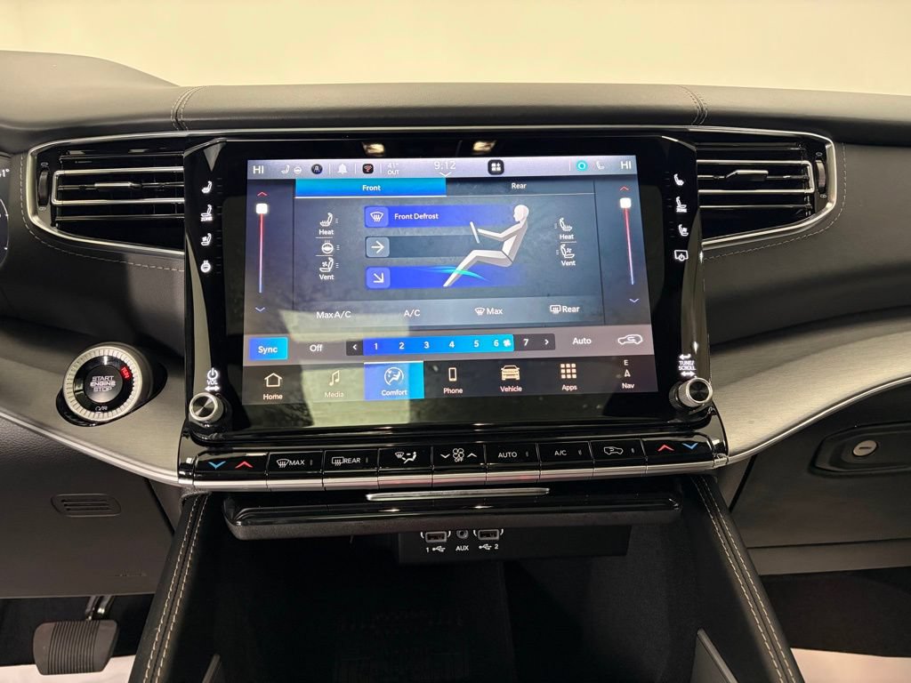 New 2026 Jeep Grand Wagoneer L Limited AWD/4WD image 14