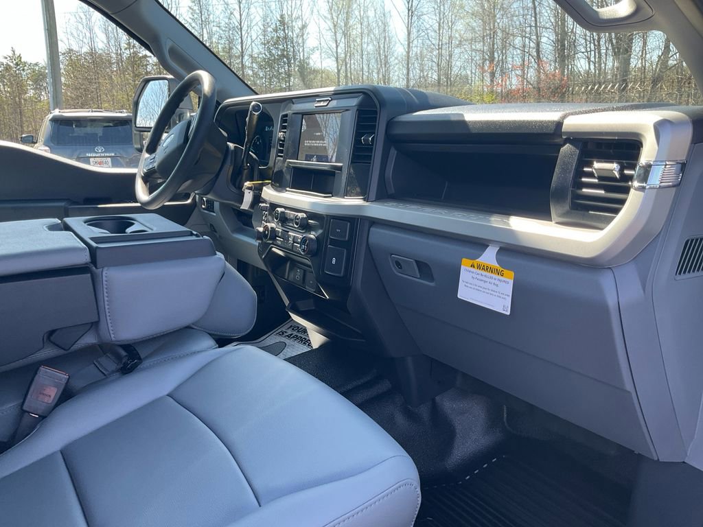 New 2026 Ford F250 XL AWD/4WD image 11