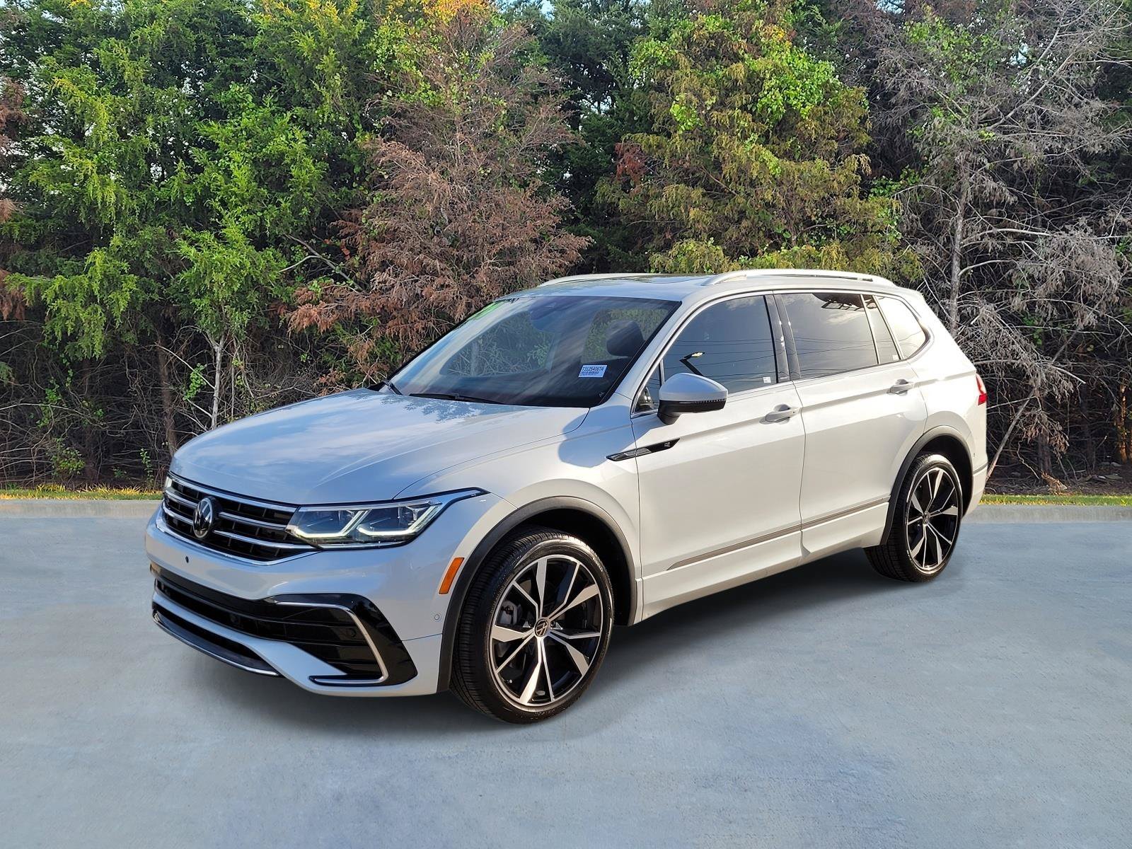 Used 2024 Volkswagen Tiguan SEL R-Line w/ MDO Package, Two-Row AWD/4WD 360° Tour