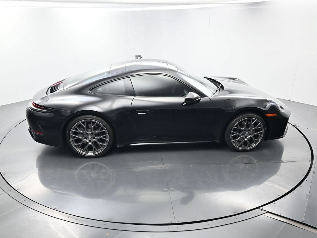 Certified 2026 Porsche 911 Carrera RWD image 38