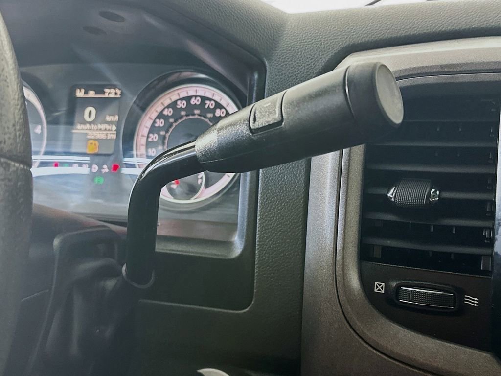 Used 2018 RAM 2500 Tradesman w/ Chrome Appearance Group image 16