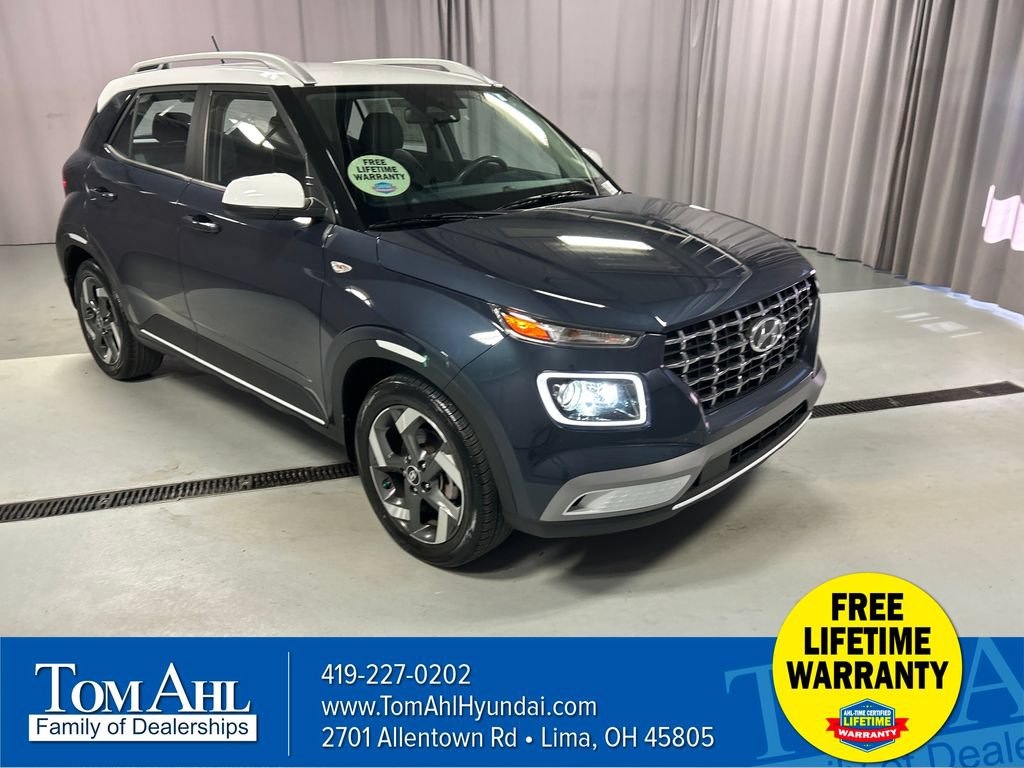 Used 2023 Hyundai Venue Limited FWD image 1