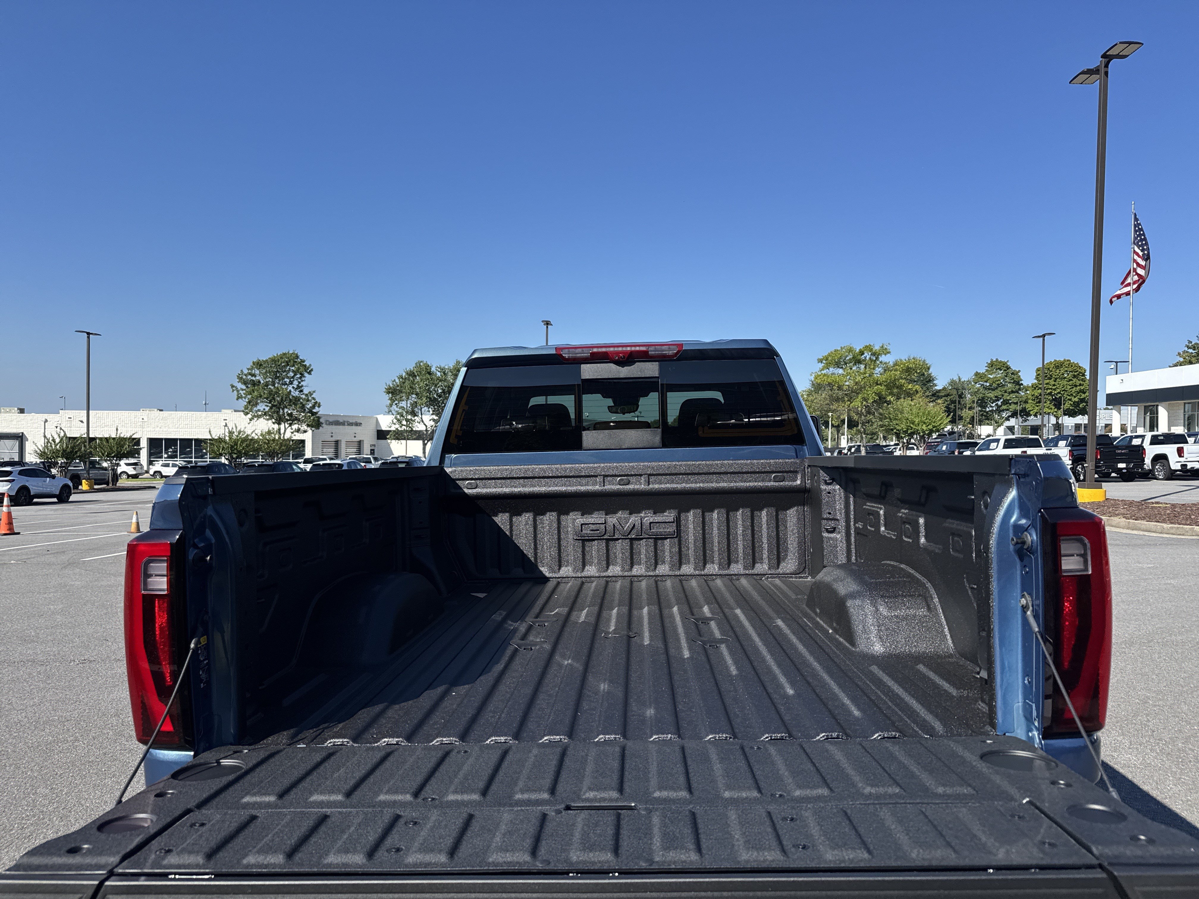 New 2026 GMC Sierra 2500 Denali Ultimate AWD/4WD image 34