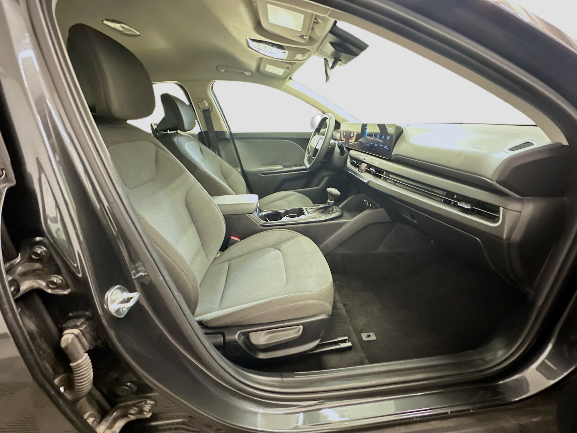 Used 2025 Kia K4 LXS image 31